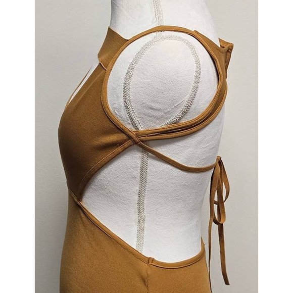 LuLus Yellow Gold BodySuit Leotard Snap Bottom Cutout Top Size Large - Picture 8 of 12